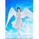 Estatua de Kaguya Shinomiya con alas y vestido blanco
