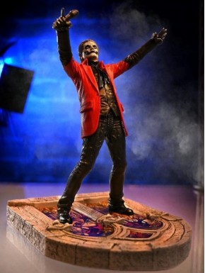 Estatua de Papa Emeritus IV de Ghost de 22 cm