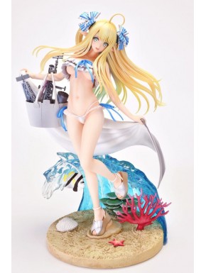 Estatua de Centaur de Azur Lane en la playa