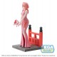 Estatua de Yuna Amagami de pie con vestido rosa