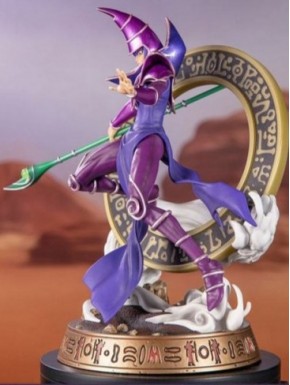 Estatua de Dark Magician Purple Version Yu-Gi-Oh! de 29 cm