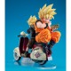 Diorama Dragonball Z Goku e Gohan em motocicleta