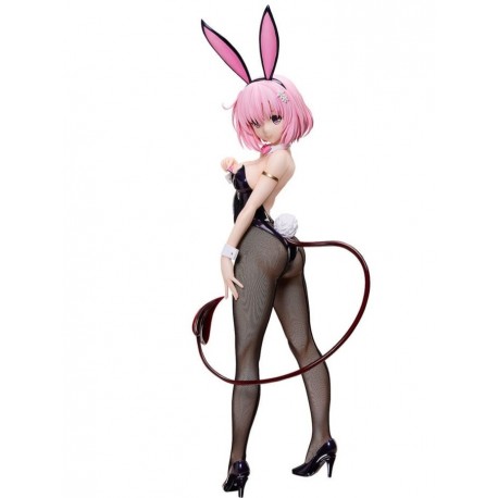 Figura Momo Belia Deviluke versión conejita de 61 cm