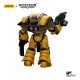Figura Imperial Fists Warhammer con armadura amarilla y puño sierra