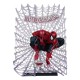 Estatua de Spider-Man en un diorama de telaraña