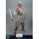 Figura de Ahsoka Tano de 28 cm con sables de luz