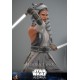 Figura de Ahsoka Tano de 28 cm con sables de luz