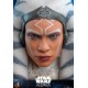 Figura de Ahsoka Tano de 28 cm con sables de luz
