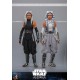 Figura de Ahsoka Tano de 28 cm con sables de luz
