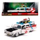 Vehículo ECTO-1 de Ghostbusters a escala 1/24