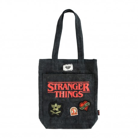 Bolso de tela Stranger Things con parches y cremallera
