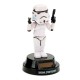 Muñeco solar Stormtrooper de Star Wars sobre base negra
