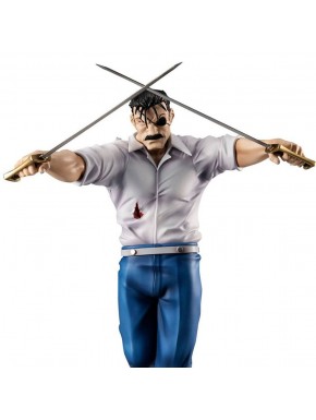 Figura de King Bradley Fullmetal Alchemist con espadas cruzadas