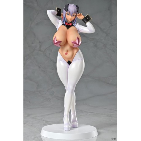 Estatua Ami-chan Gyaku Bunny Tanned Ver. de 32 cm en PVC