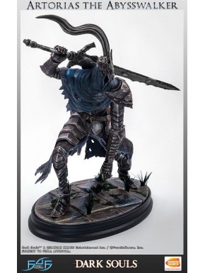 Estatua Artorias Abysswalker Dark Souls con espada