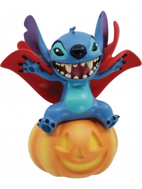 Figura de Stitch vampiro sobre calabaza para Halloween