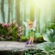 Figura de Tinkerbell com vestido floral e asas iridescentes