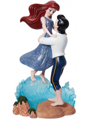 Figura Enesco Disney de Ariel y Eric sobre una ola