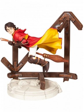 Figura de Harry Potter jogando Quadribol por Enesco