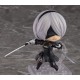 Nendoroid 2B de NieR:Automata con accesorios y soporte