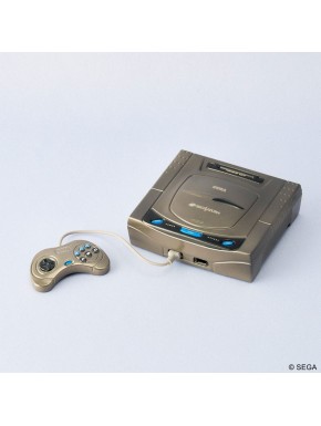 Figura de metal Sega Saturn con mando Square Enix