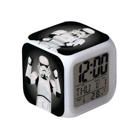 Despertador cúbico Stormtrooper com visor digital