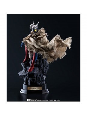 Figurine Ultraman Zero de Tamashii Nations avec lumières LED