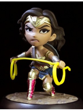 Figura Wonder Woman Q-Fig La Liga de la Justicia