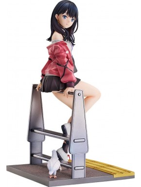 Estatua de Rikka Takarada de 21 cm en estación