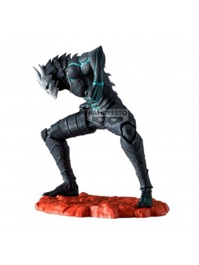 Figura Kaiju No. 8 en PVC de 11 cm con base roja