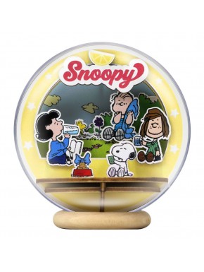 Maqueta Peanuts Picnic Party en caja amarilla