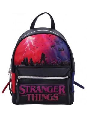Mochila Stranger Things vermelha e preta com ilustração do Upside Down