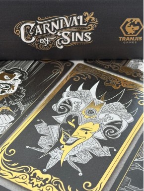 Caja y cartas del juego de mesa Carnival of Sins