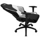 Silla Gaming Aerocool Admiral negra y blanca con diseño ergonómico
