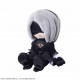 Peluche articulée de 23 cm de YoRHa No. 2 Type B