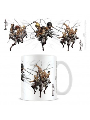 Taza de cerámica de Attack on Titan con personajes