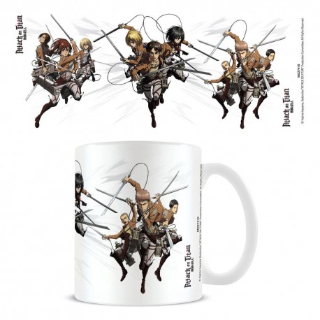 Taza de cerámica de Attack on Titan con personajes