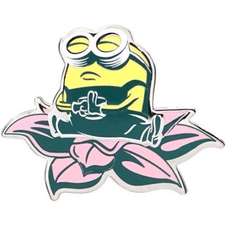 Pin oficial de Minion meditando em flor de lótus