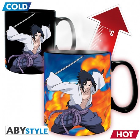 Taza Naruto Shippuden con cambio de color mostrando a Sasuke