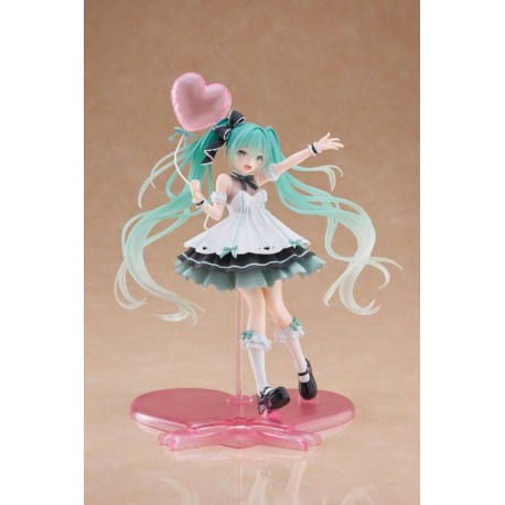 Statue PVC Hatsune Miku avec ballon en cœur