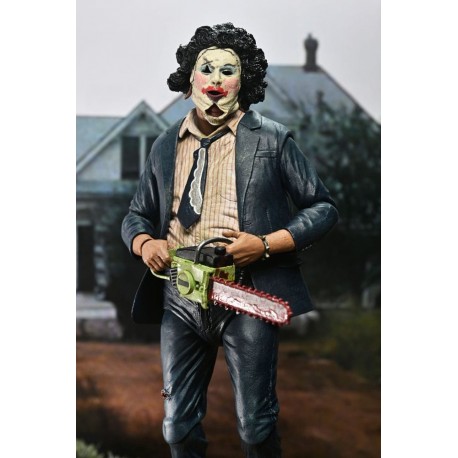 Figura articulada de Leatherface con traje y accesorios