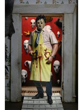 Figura articulada Leatherface 20 cm con accesorios
