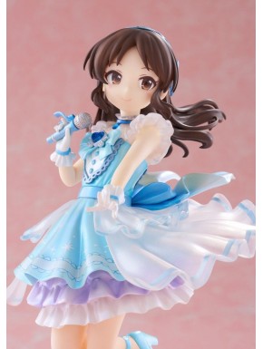 Estatua de PVC Arisu Tachibana en traje azul sosteniendo micrófono