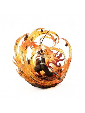 Figura de Kyojuro Rengoku con llamas de 35 cm