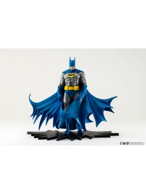 Statue PVC version classique de Batman 27 cm