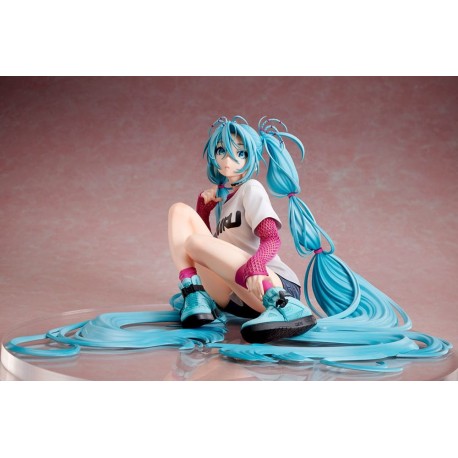 Figura de Hatsune Miku 17 cm en estilo callejero moderno