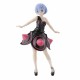 Figura de Rem Re Zero Banpresto vestido negro y rosa