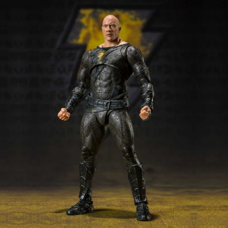 Figura de Black Adam Tamashii Nations con accesorios