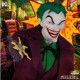 Figura de acción Mezco Toyz The Joker Golden Age Edition