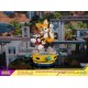 Statue de Tails de Sonic The Hedgehog sur base jaune